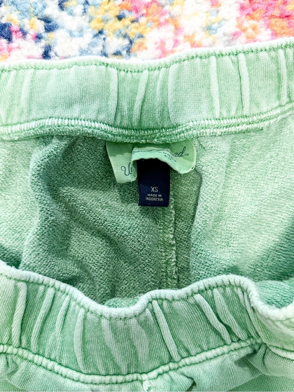 Universal Thread Green Terry Cloth Elastic Waist Shorts - Picture 3 of 4